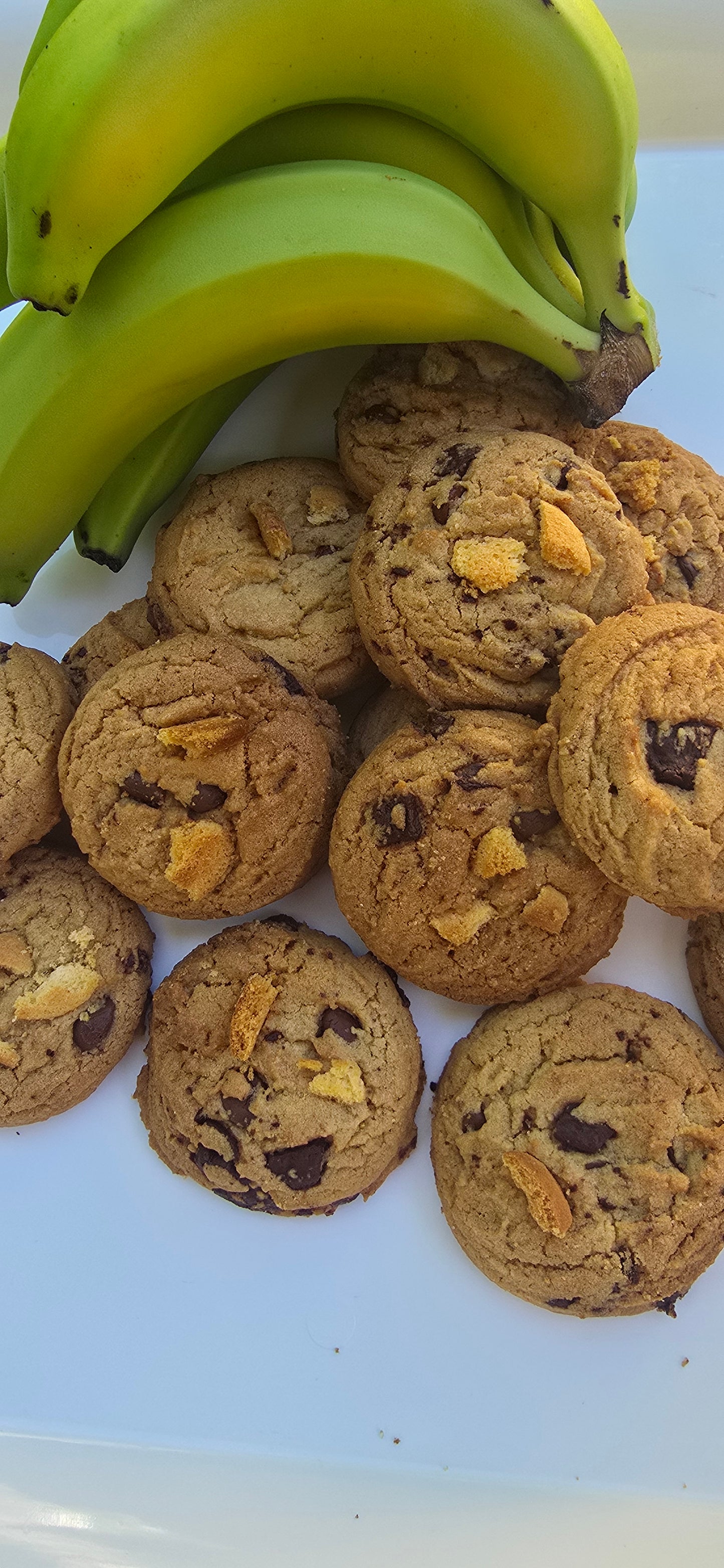 Banana Pudding Chocolate Chip Cookies