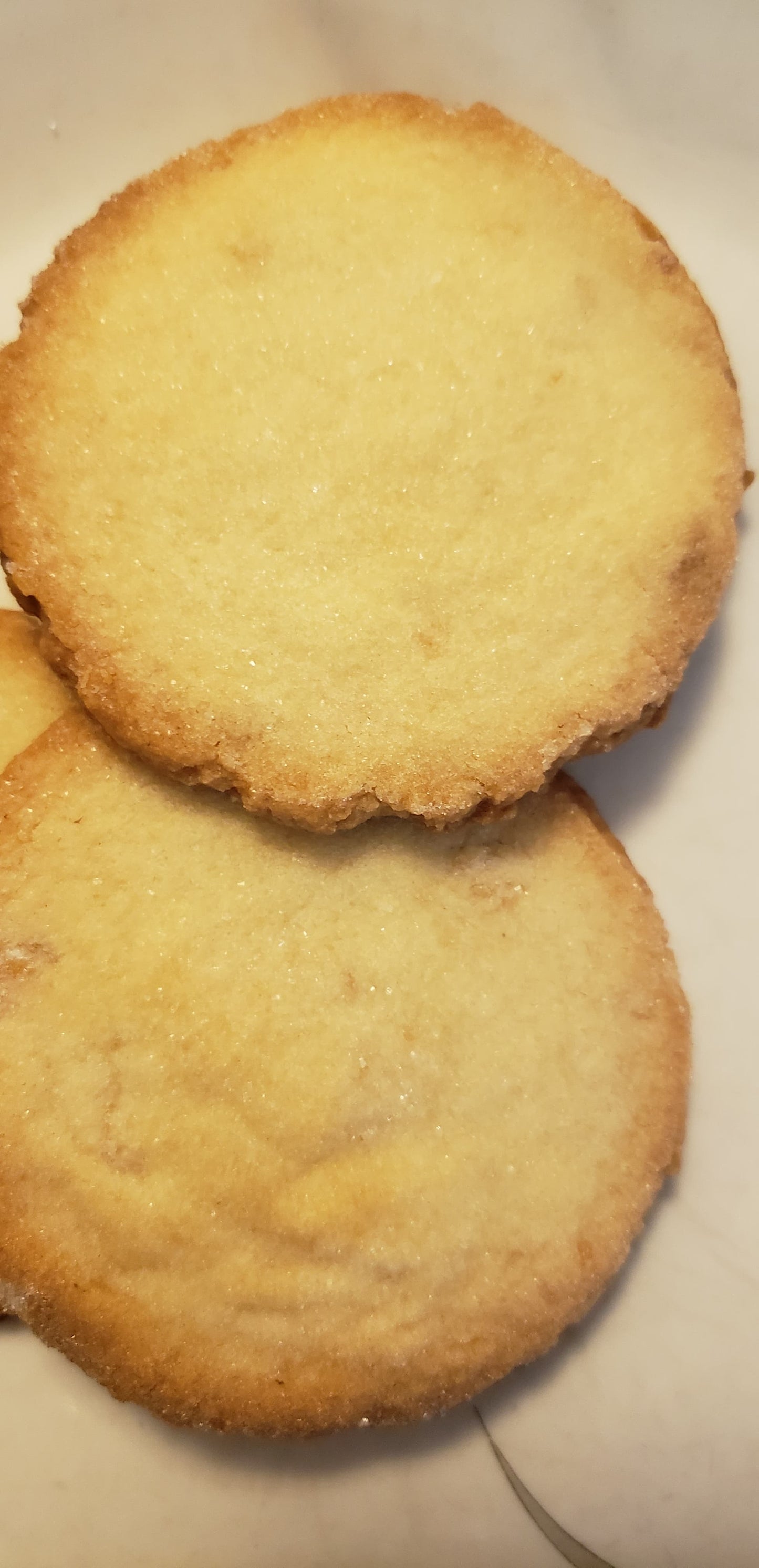 Macadamia Shortbread Cookies